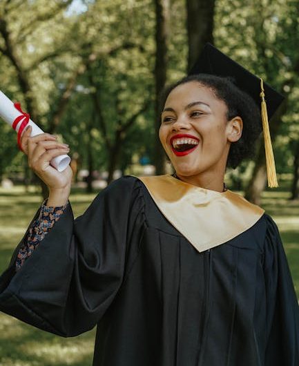 Купить диплом фармацевта в Жарковском